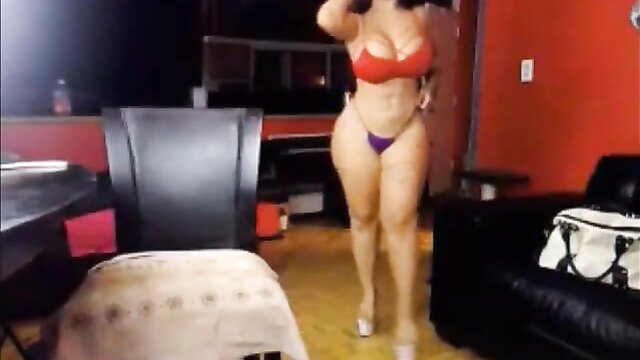 Latino women sexy milf