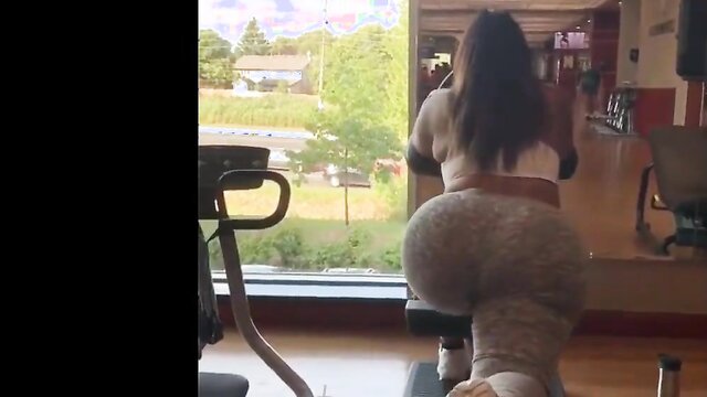 Sensual video featuring voluptuous milfs with luscious hair and big asses. Watch them indulge in passionate kissing and loving touches.