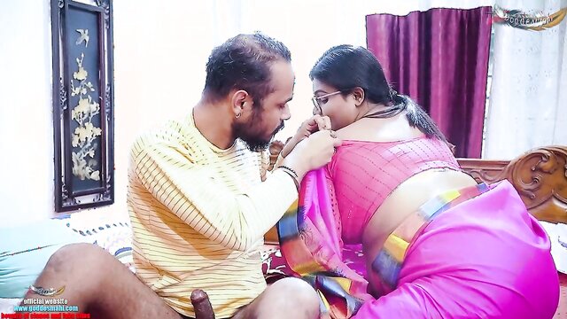 INDIAN MALLU DIRTY LADY DOCTOR TREATMENT KO BAHANE PATIENT KO GHAPAGHAP CHODA FULL MOVIE INDIAN MALLU DIRTY LADY DOCTOR TREATMENT KO BAHANE PATIENT KO GHAPAGHAP CHODA FULL MOVIE , hardcore fuck , real anal fuck , different type of sex potion , kissing , doggy style fuck
