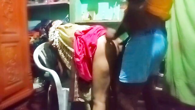 Indian aunty best sex video Indian aunty best sex video