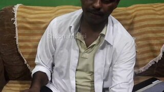 Hot Indian desi aunty seduces doctor with HSDD Hypoactive Sexual Desire Disorder in real homemade porn video with Hindi audio.