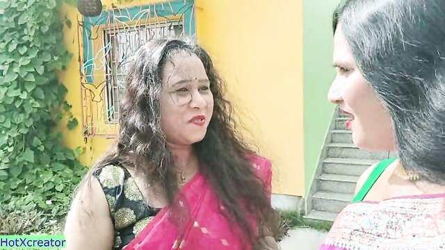 Desi Hot Model sex with Famous Hero! With clear Bangla audio Full team was in outdoor shooting and new Model wants to act in new YouTube videos with famous Hero. Two hot model start competition! Enjoy the real model sex with clear dirty bengali audio