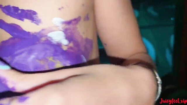 NIPPLES and BOOBS artwork SEXY PAINTING - Giorgiafeet The young artist creates a modern art painting, entitled: \'Multiverse\' using only nipples and big tits. An absolute unprecedented technique, never seen worldwide. The video is elegant, sexually arousi