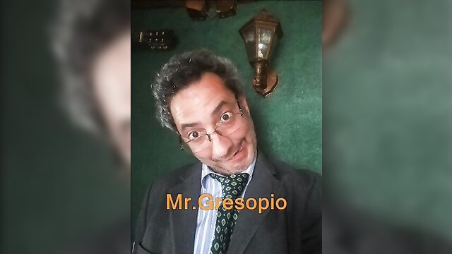 Mr. Gresopio - Airplane trip Mr. Gresopio in a Airplane trip